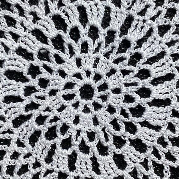 Vintage Handmade Ivory/White Crochet Lace Doily Centerpiece Decor 11" Round - Picture 5 of 6